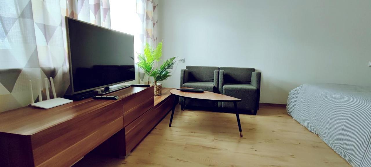 Akropole Apartment In Riga Eksteriør billede